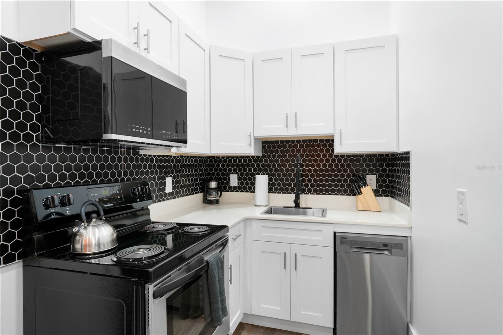 1301 E COLUMBUS DR #1, TAMPA, FL, 33605