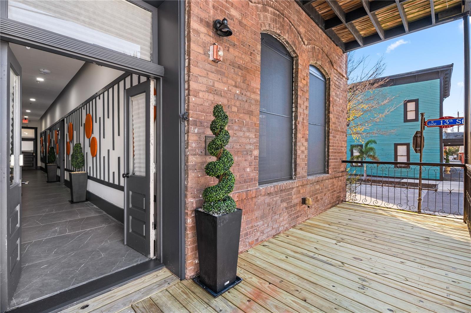 1301 E COLUMBUS DR #1, TAMPA, FL, 33605