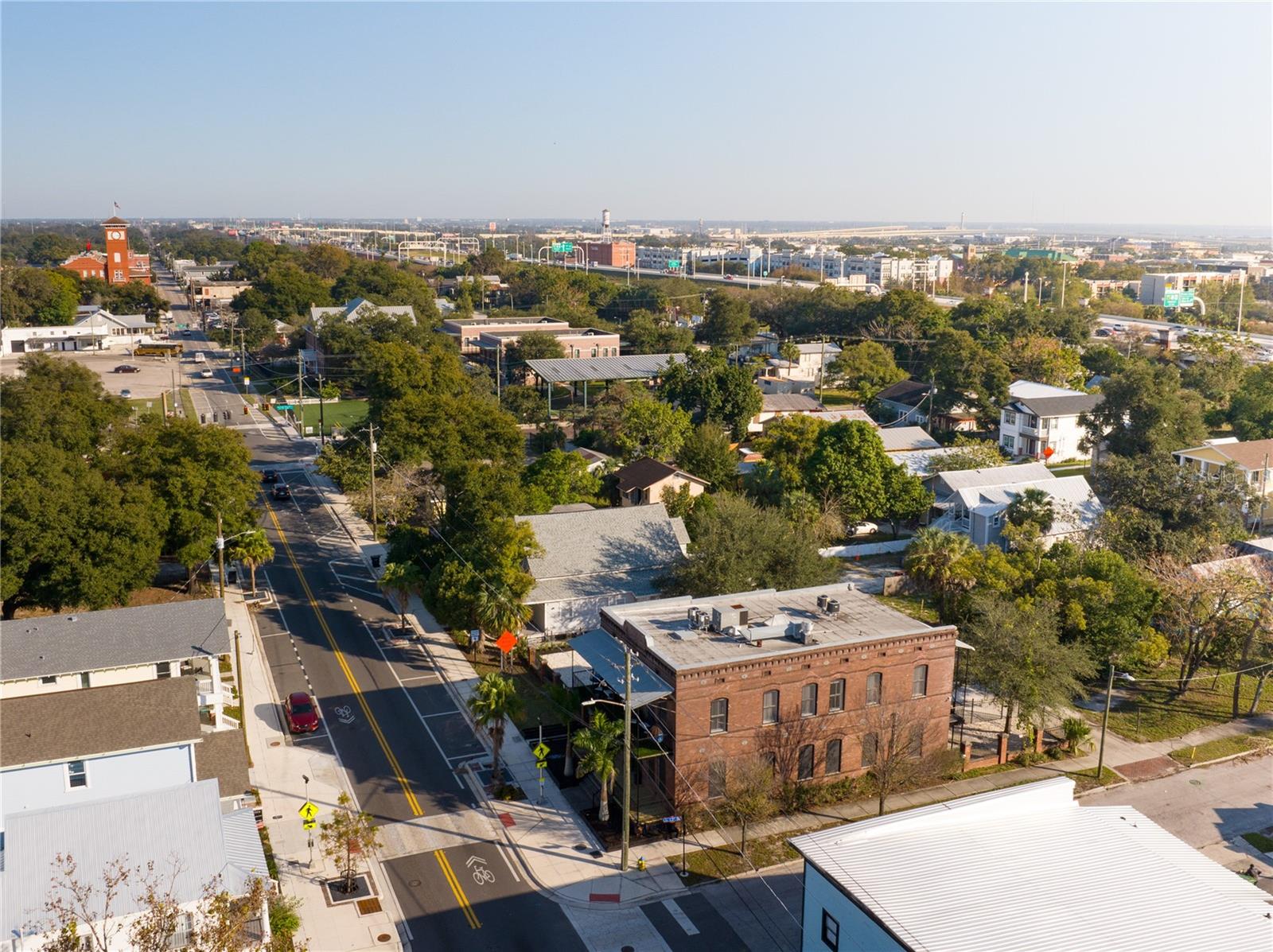 1301 E COLUMBUS DR #4, TAMPA, FL, 33605