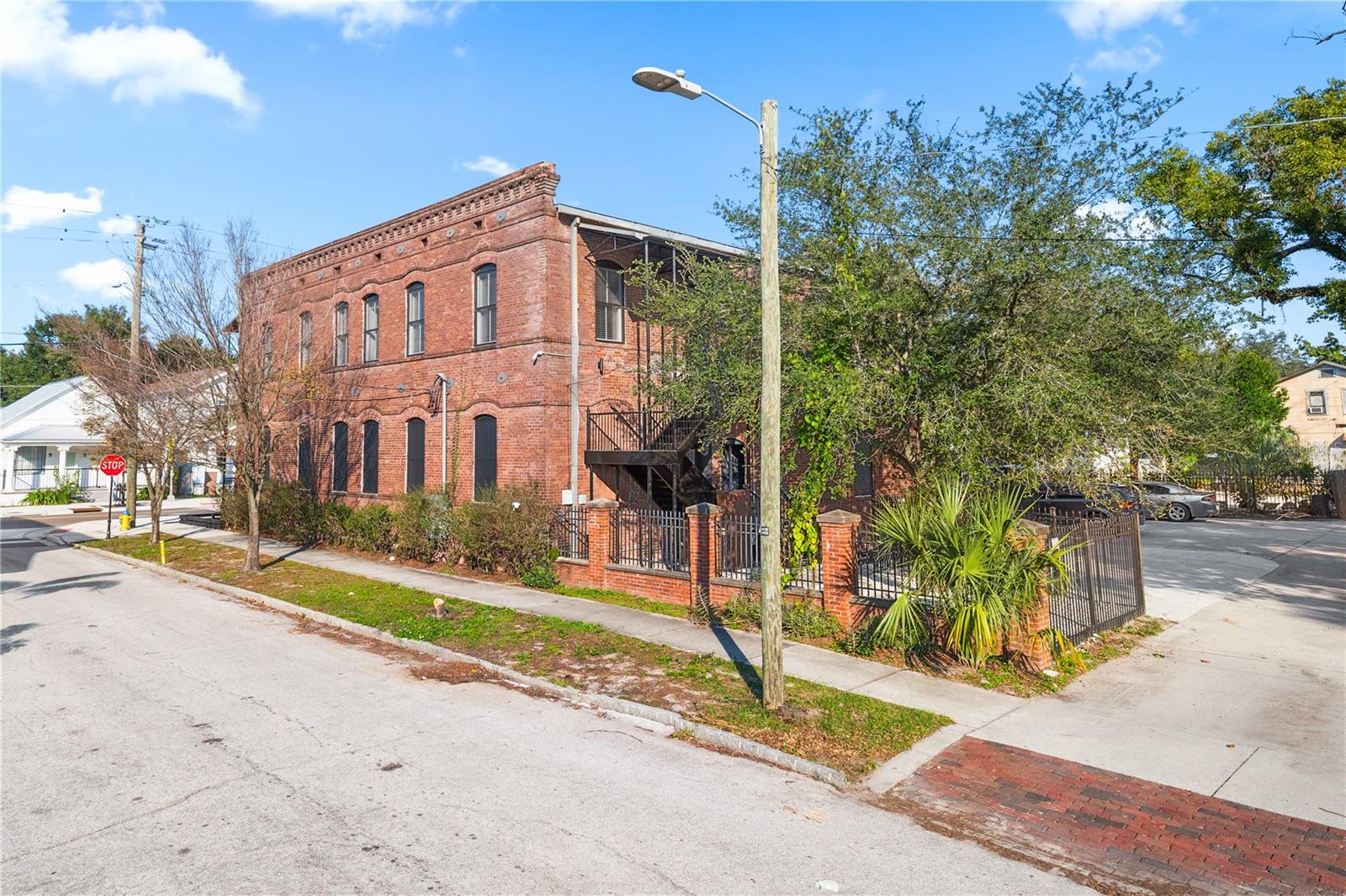 1301 E COLUMBUS DR #7, TAMPA, FL, 33605