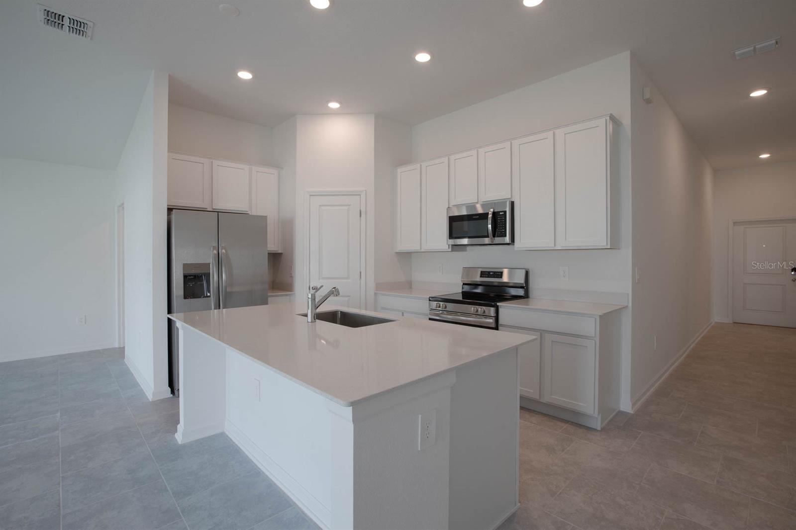 4853 EDENSBRIDGE LN, KISSIMMEE, FL, 34746