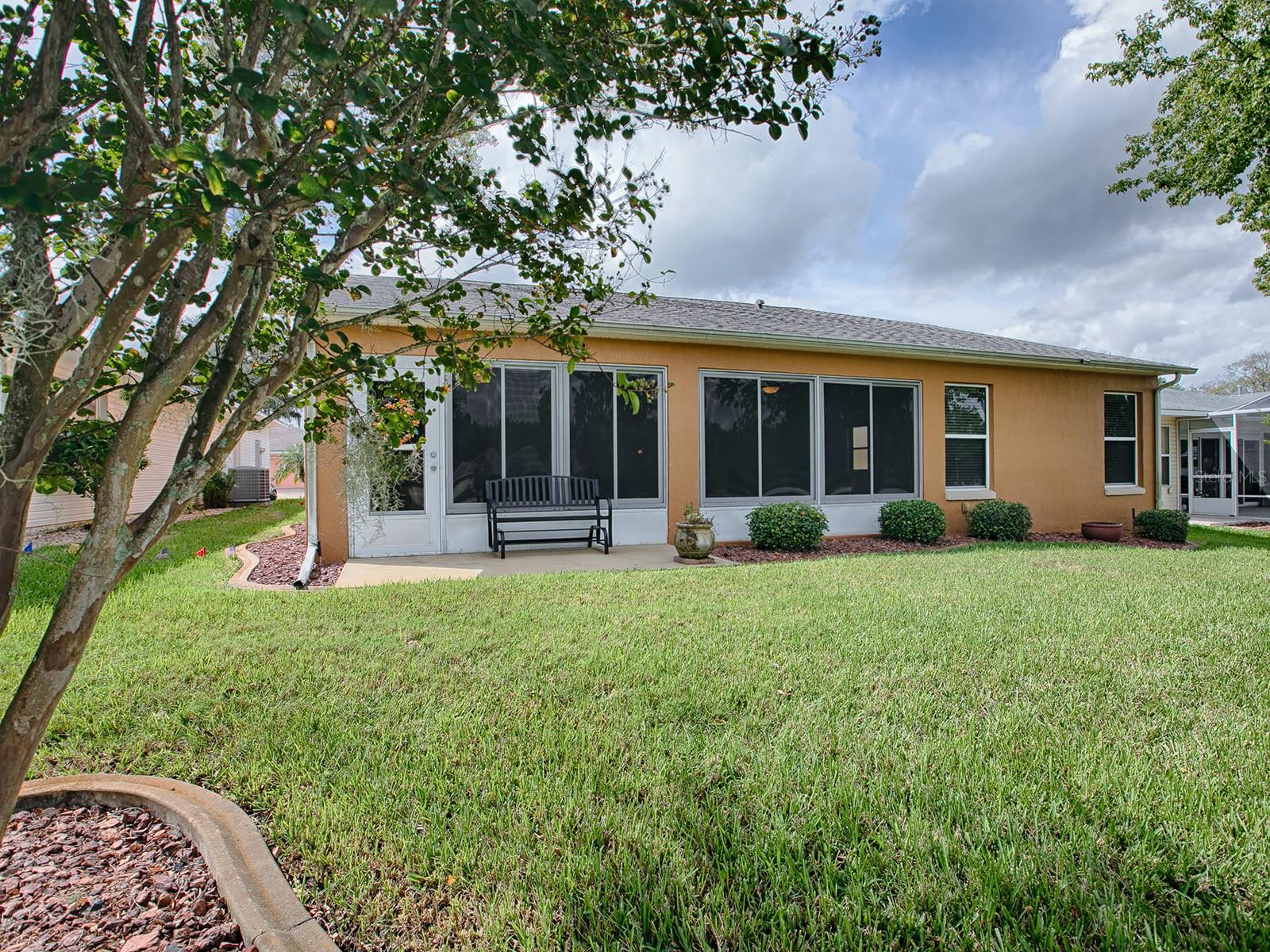 721 OLD OAKS LN, LEESBURG, FL, 34748