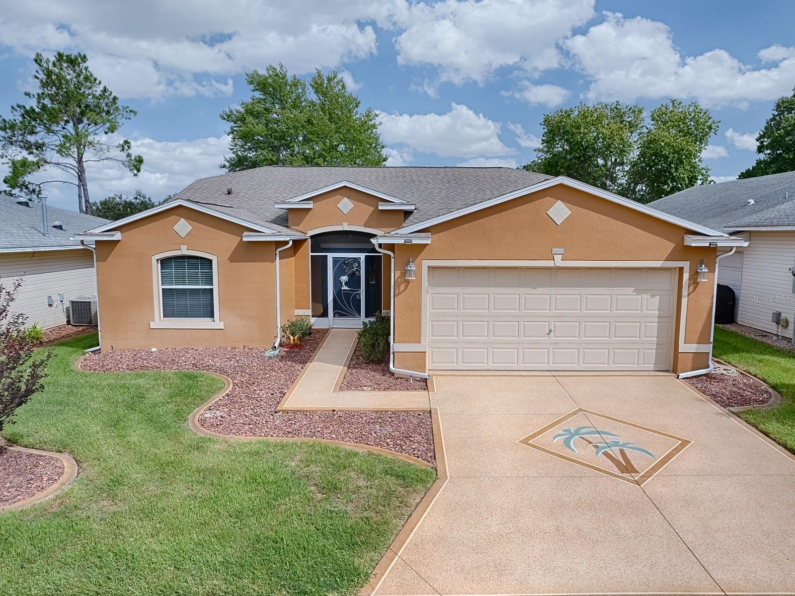 721 OLD OAKS LN, LEESBURG, FL, 34748