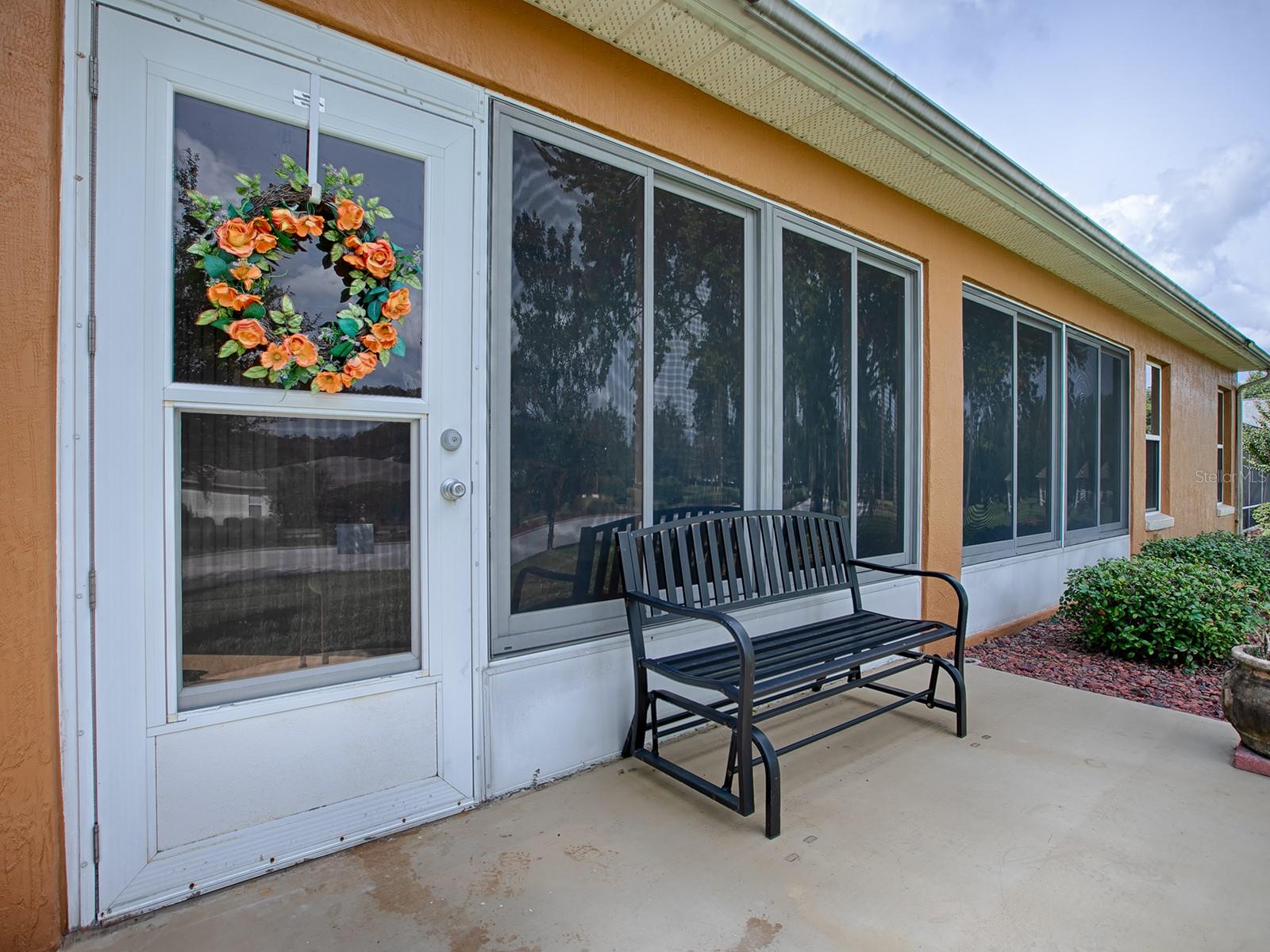 721 OLD OAKS LN, LEESBURG, FL, 34748