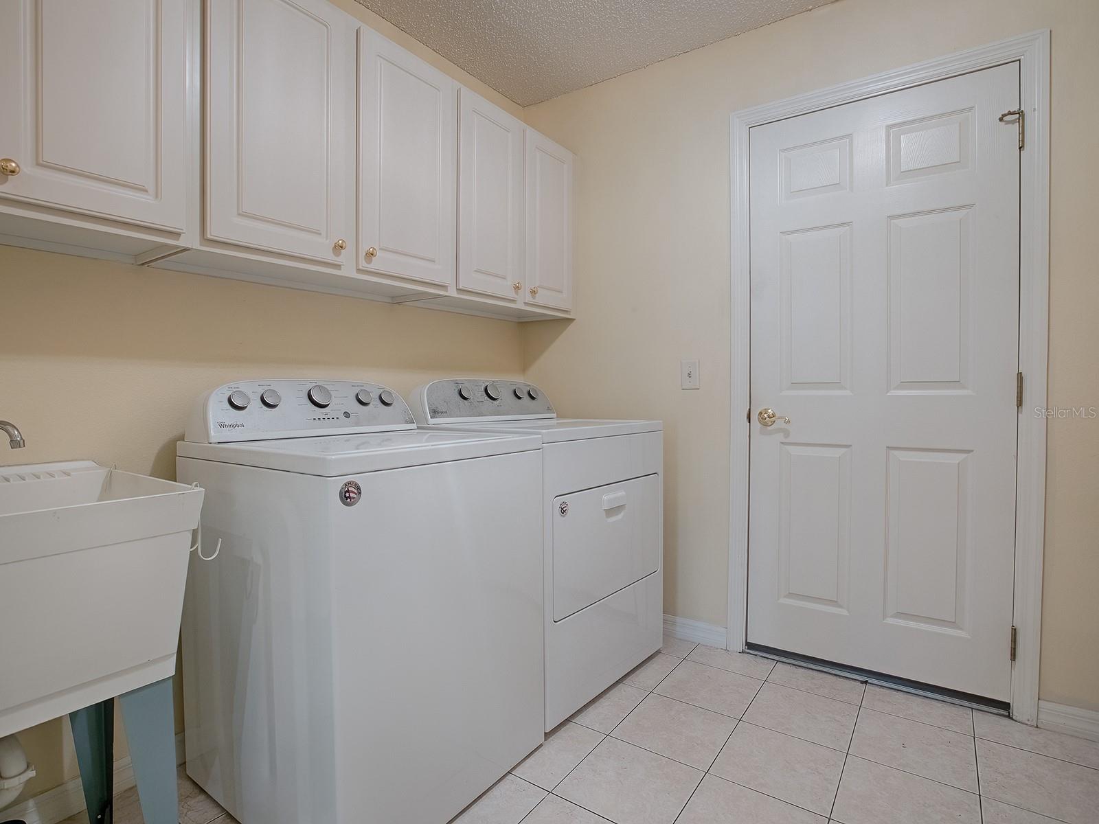721 OLD OAKS LN, LEESBURG, FL, 34748