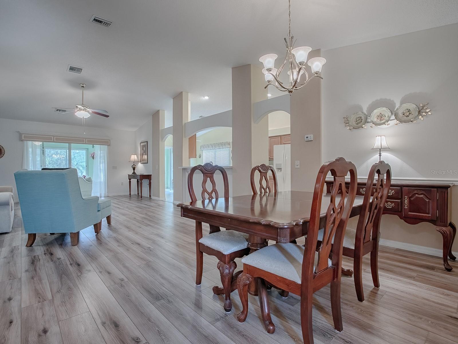 721 OLD OAKS LN, LEESBURG, FL, 34748