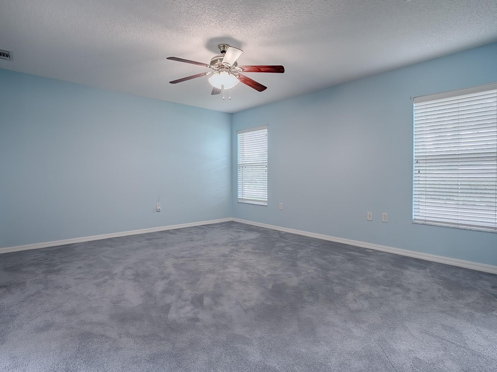 721 OLD OAKS LN, LEESBURG, FL, 34748