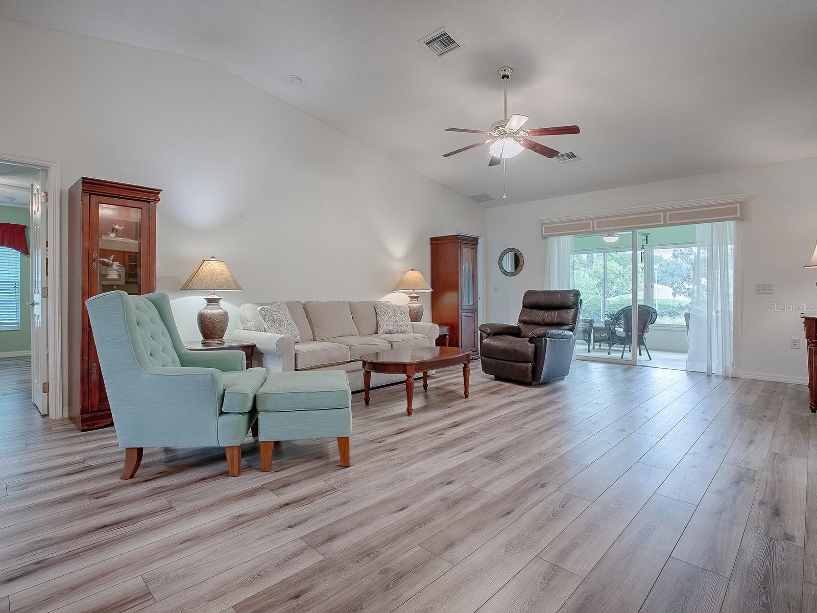 721 OLD OAKS LN, LEESBURG, FL, 34748
