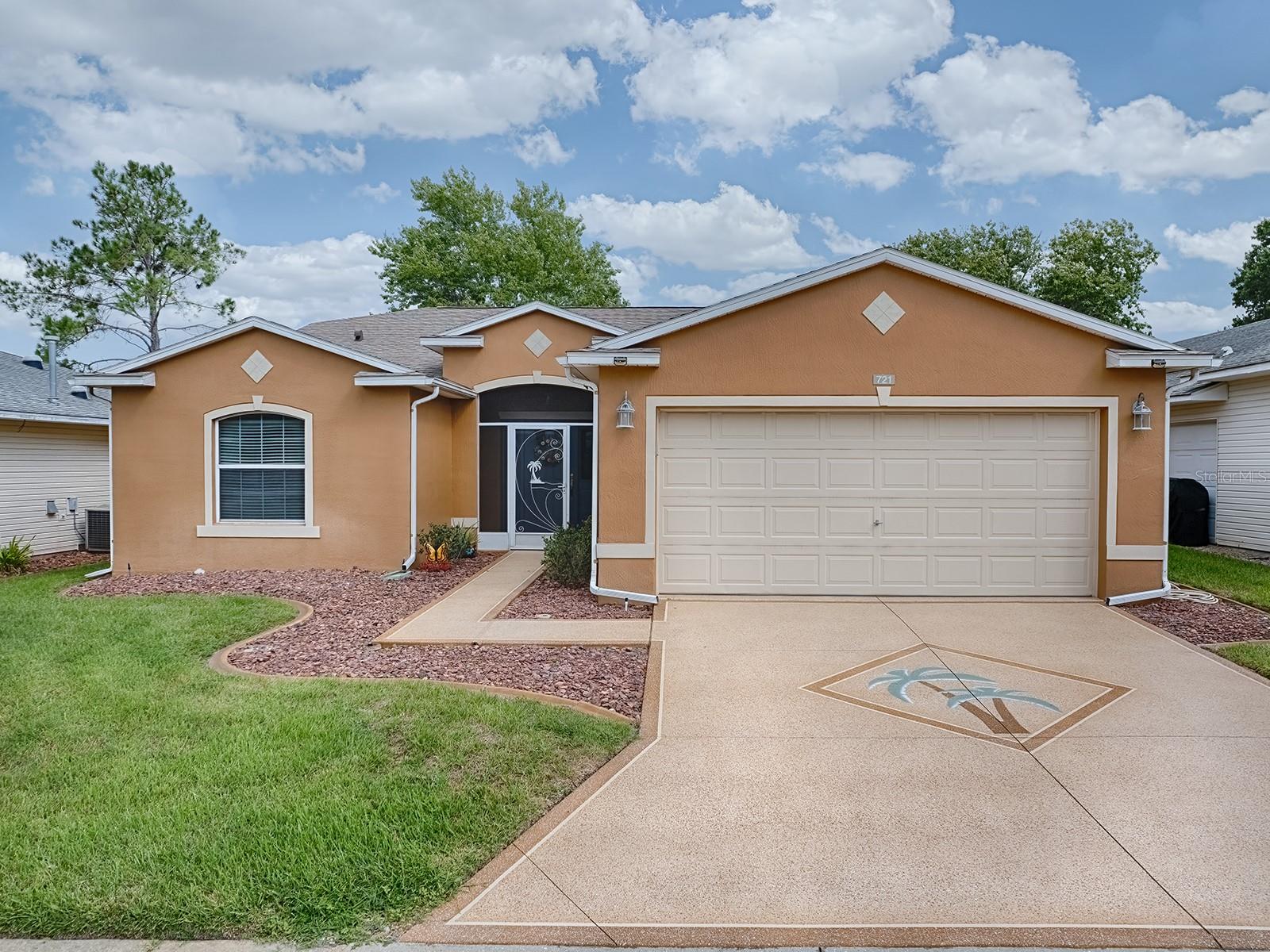 721 OLD OAKS LN, LEESBURG, FL, 34748