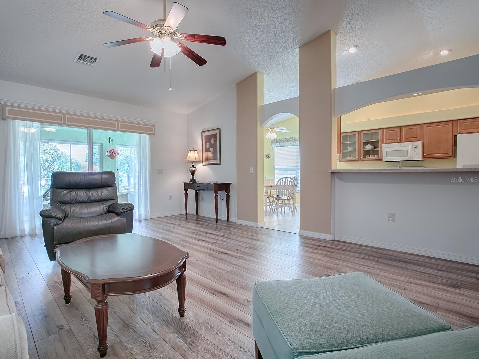 721 OLD OAKS LN, LEESBURG, FL, 34748