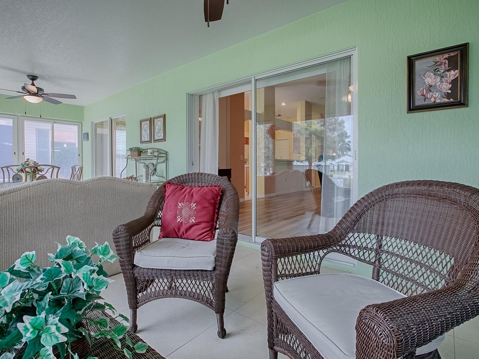 721 OLD OAKS LN, LEESBURG, FL, 34748