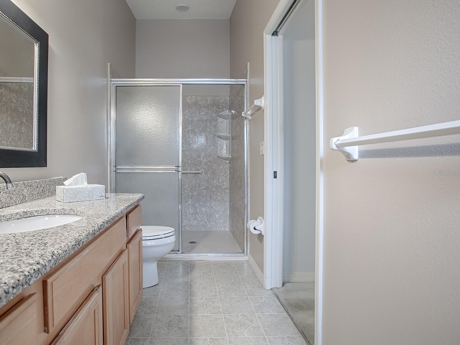 835 OLD OAKS LN, LEESBURG, FL, 34748