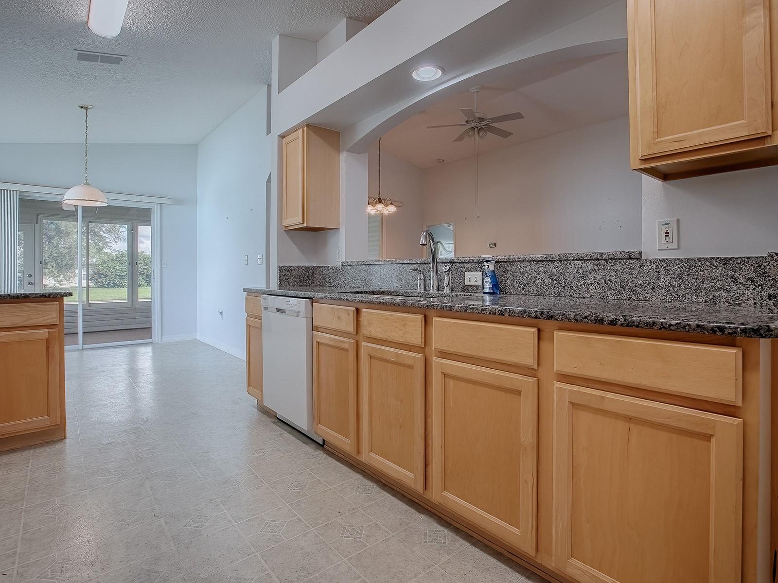 835 OLD OAKS LN, LEESBURG, FL, 34748