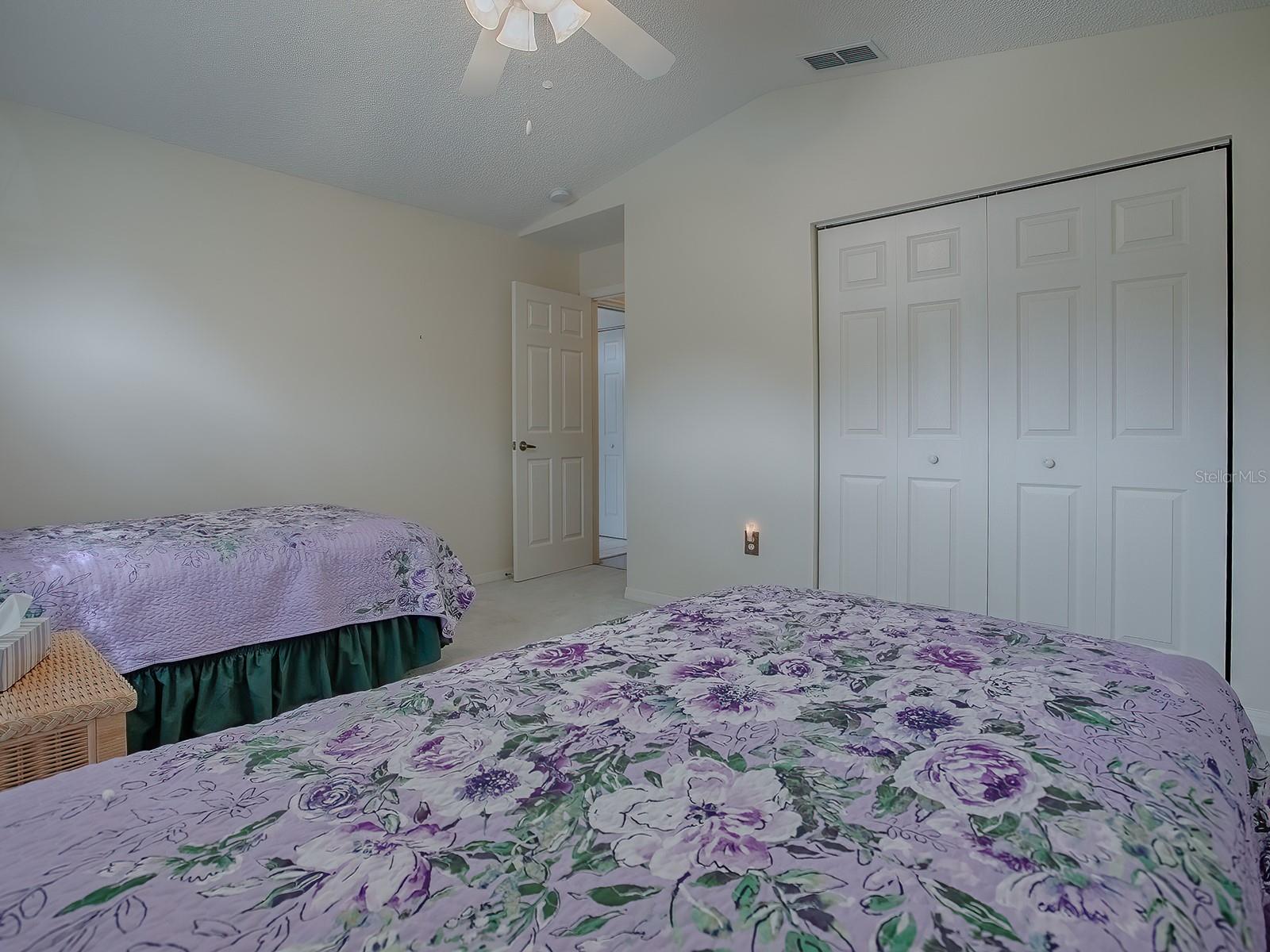 835 OLD OAKS LN, LEESBURG, FL, 34748