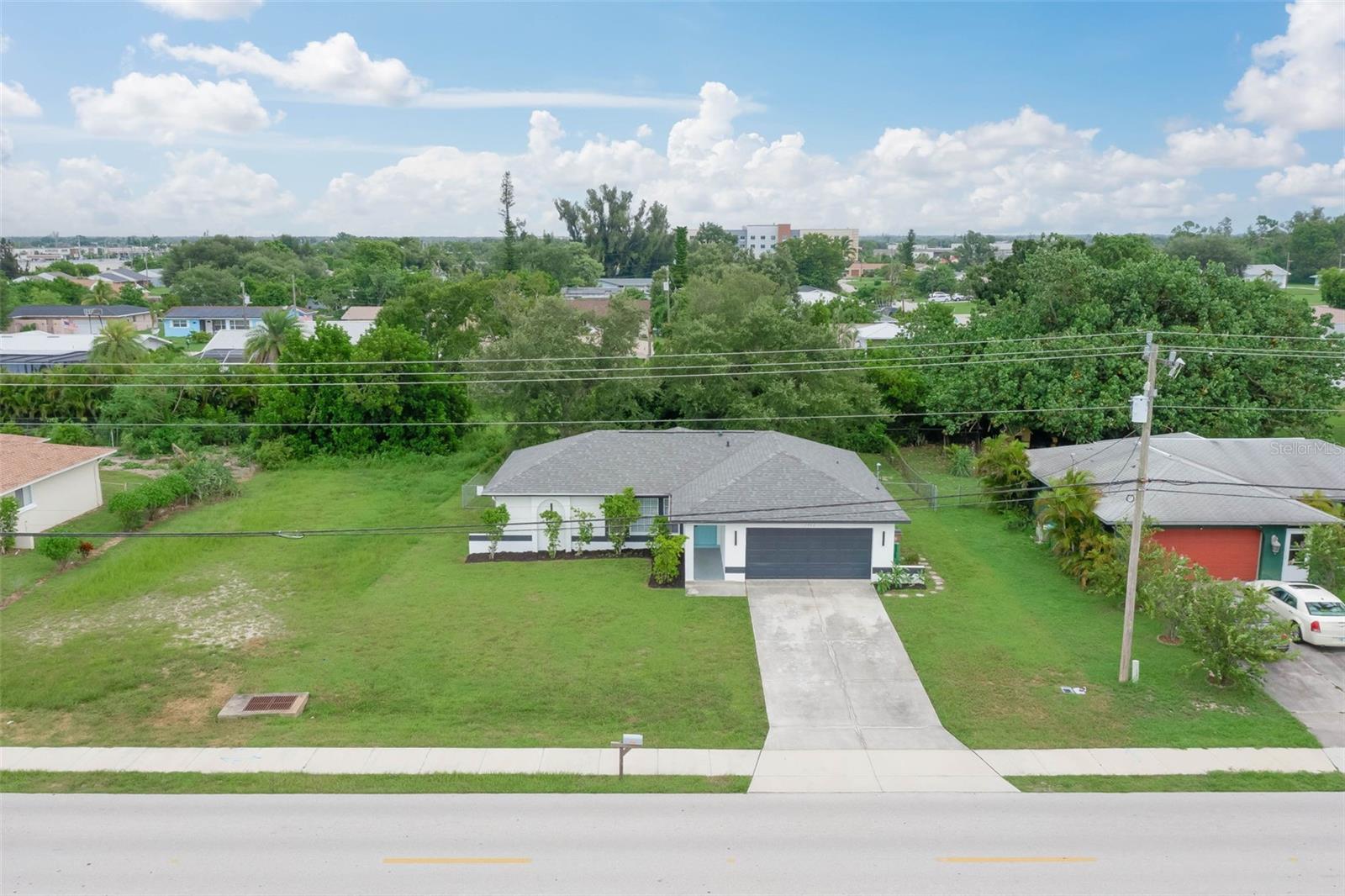 1703 NE 6TH ST, CAPE CORAL, FL, 33909