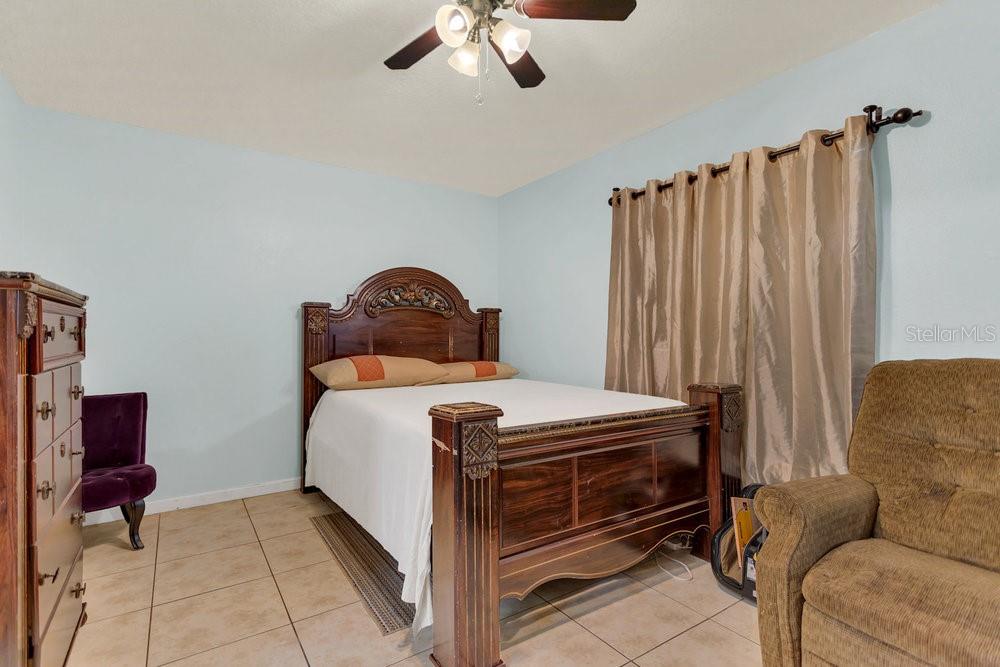 3306 E CHELSEA ST, TAMPA, FL, 33610