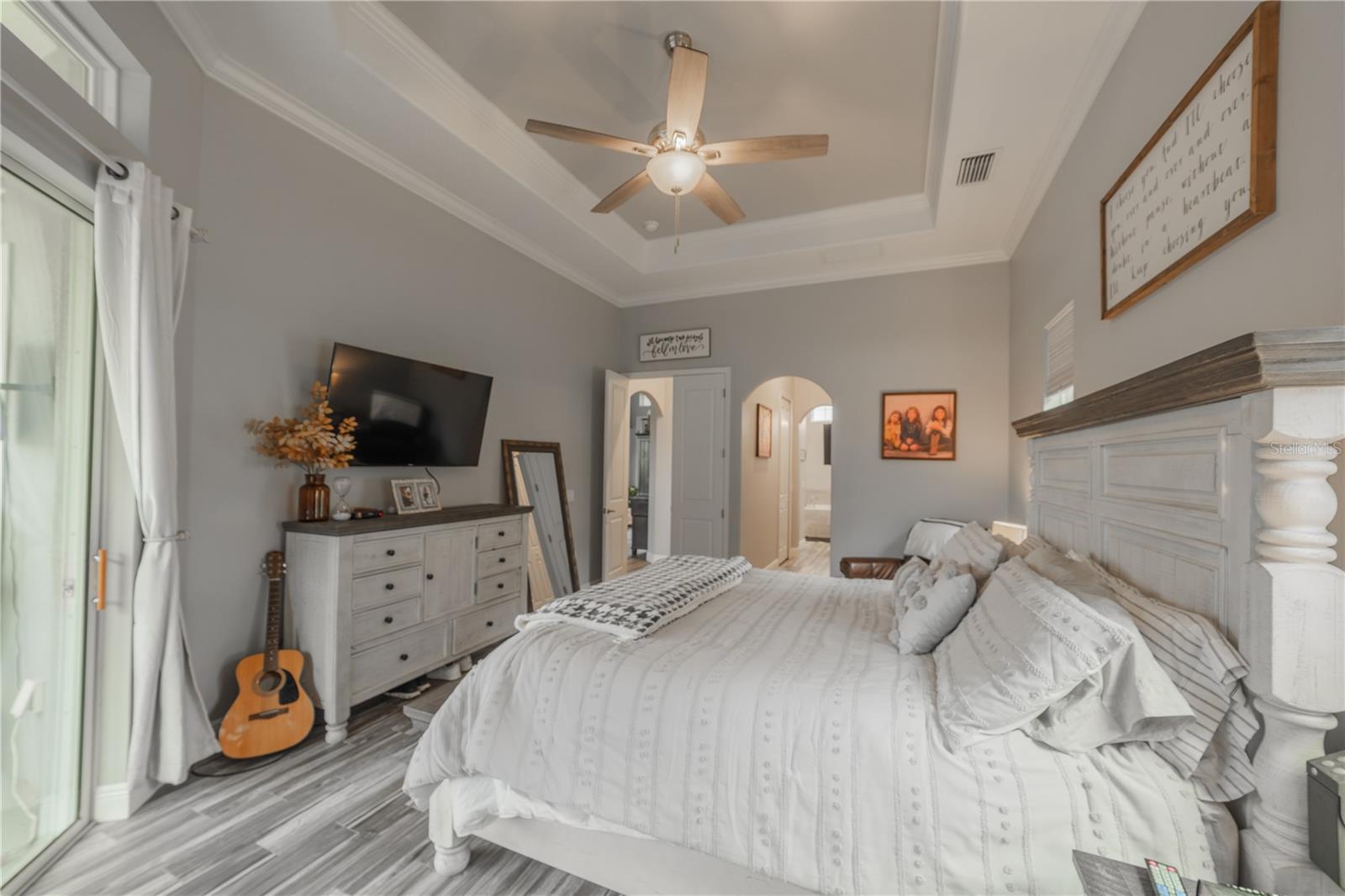 23555 MILFORD DR, EUSTIS, FL, 32736