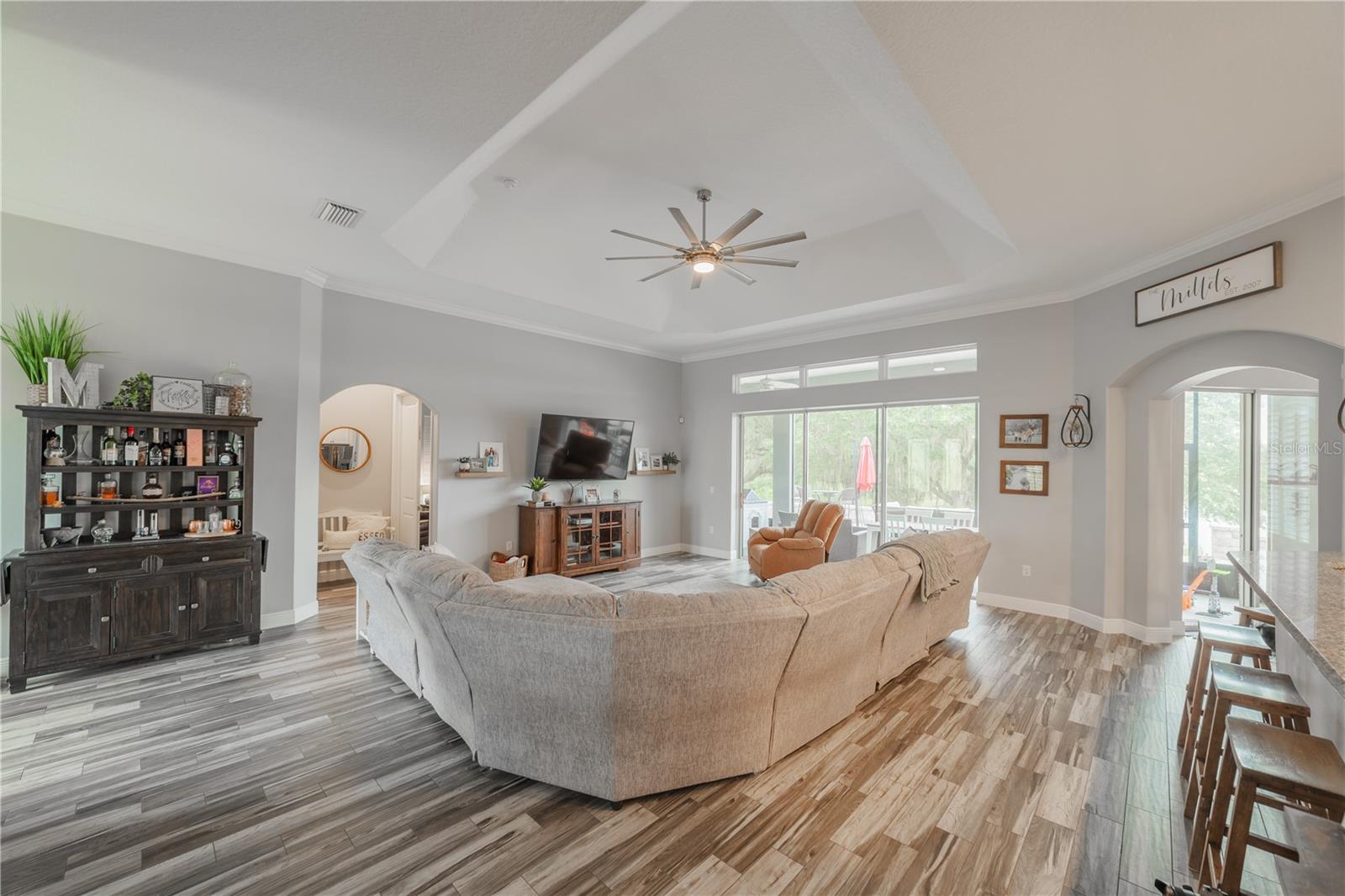 23555 MILFORD DR, EUSTIS, FL, 32736