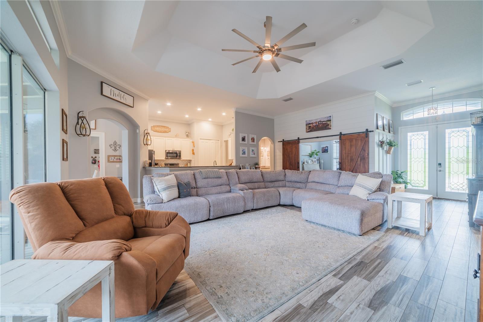 23555 MILFORD DR, EUSTIS, FL, 32736