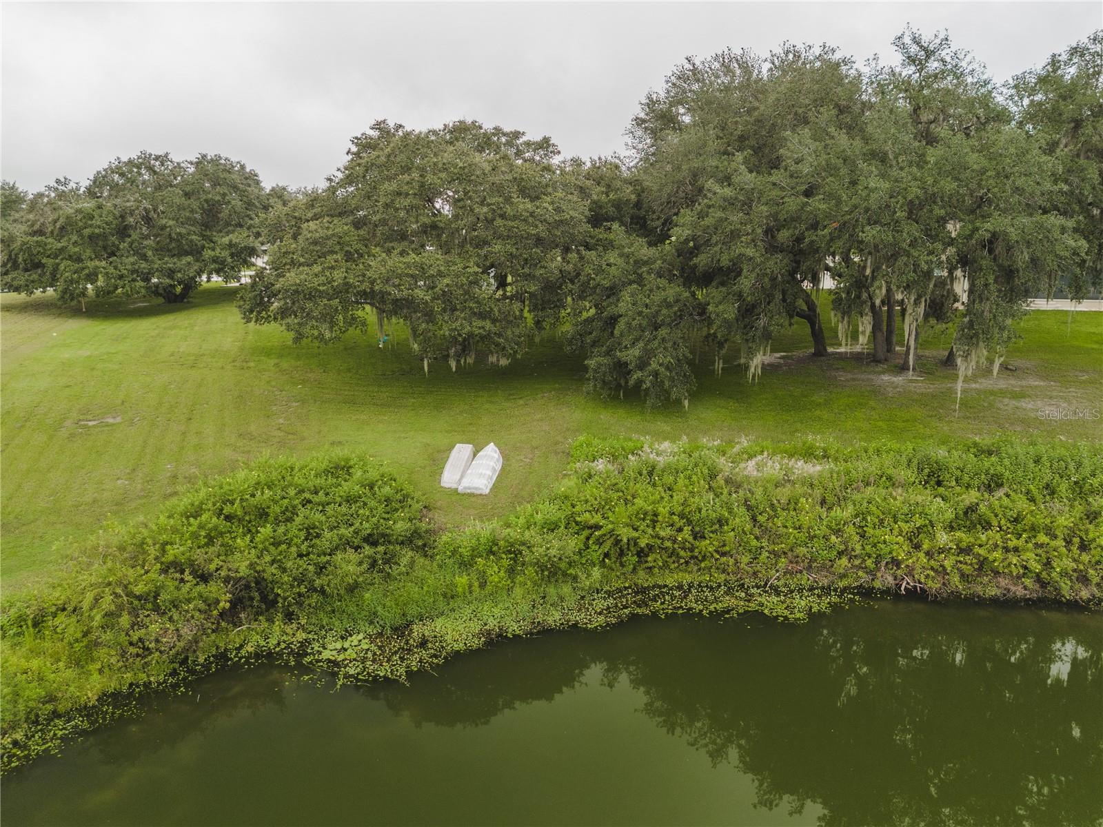 23555 MILFORD DR, EUSTIS, FL, 32736