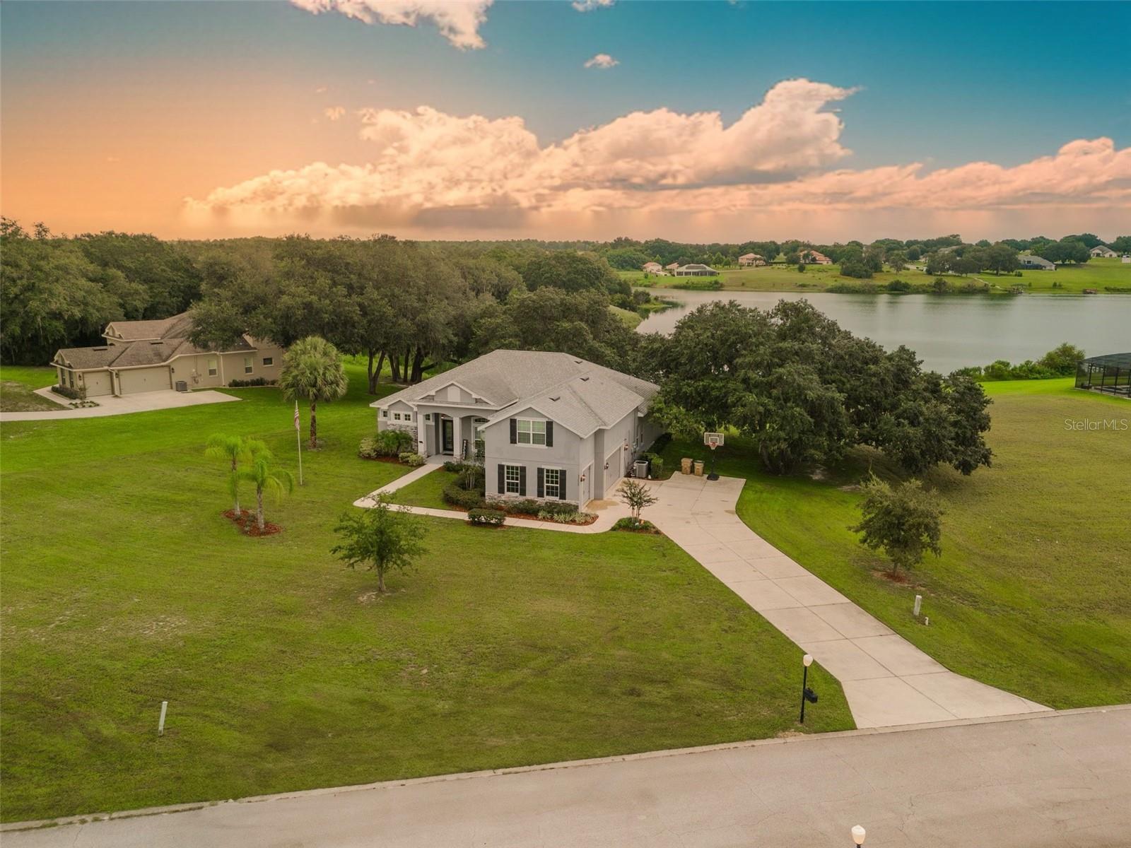 23555 MILFORD DR, EUSTIS, FL, 32736