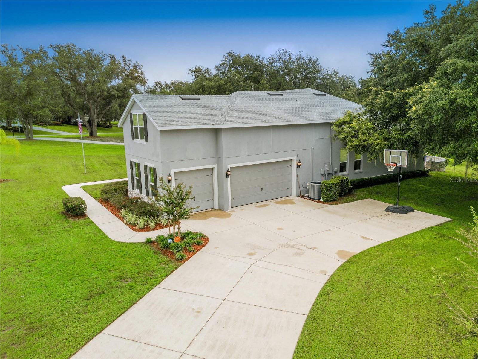 23555 MILFORD DR, EUSTIS, FL, 32736