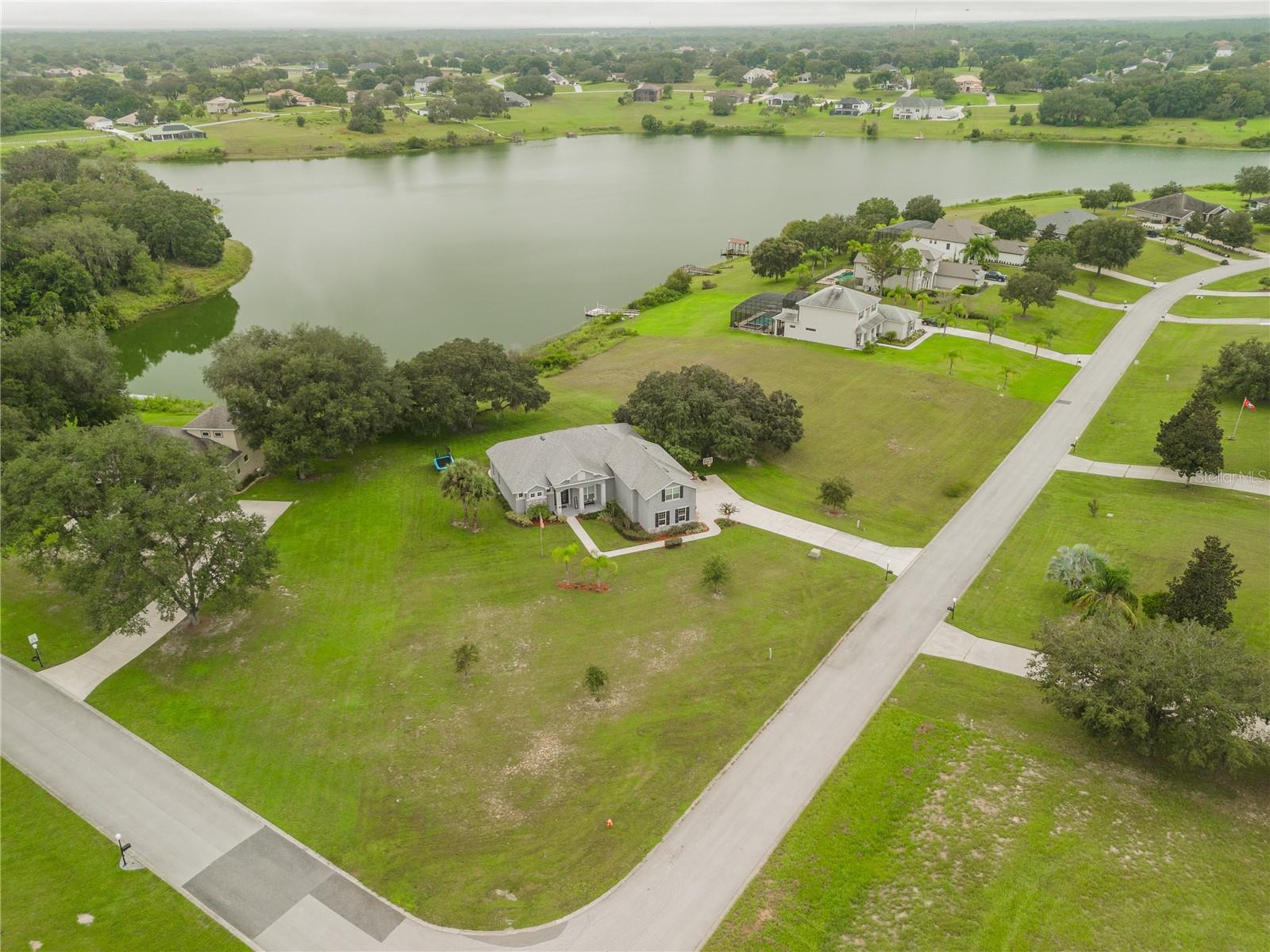 23555 MILFORD DR, EUSTIS, FL, 32736