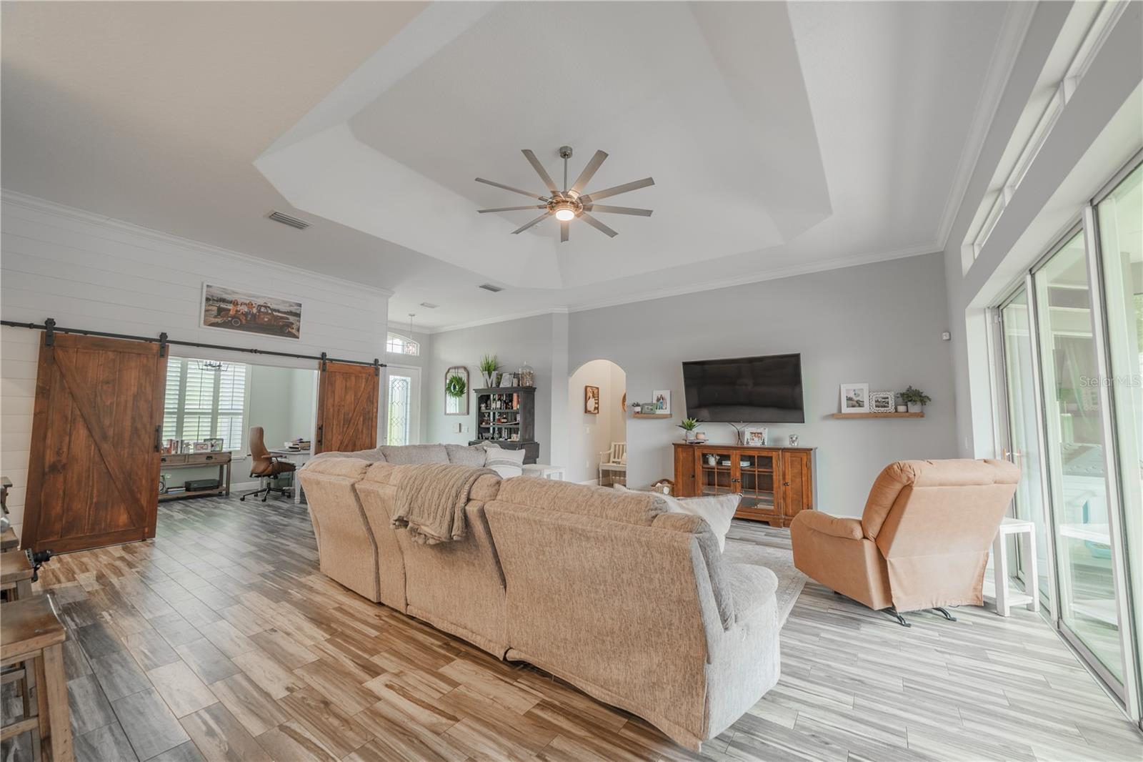 23555 MILFORD DR, EUSTIS, FL, 32736