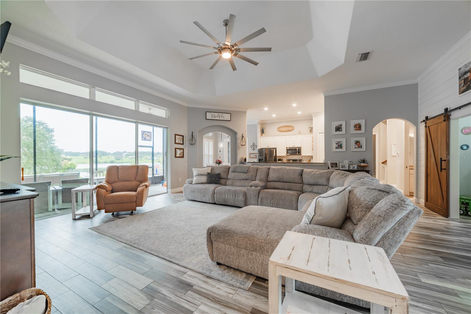 23555 MILFORD DR, EUSTIS, FL, 32736