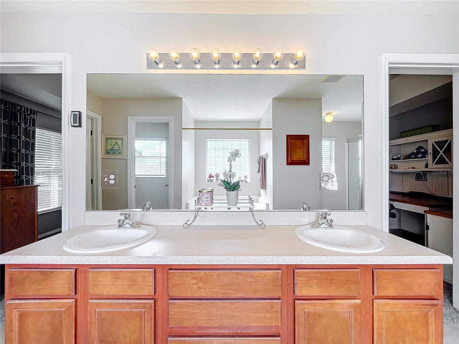 24341 MILFORD DR, EUSTIS, FL, 32736