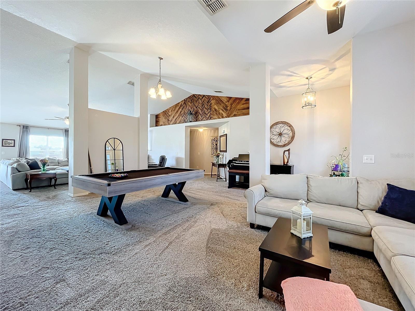 24341 MILFORD DR, EUSTIS, FL, 32736