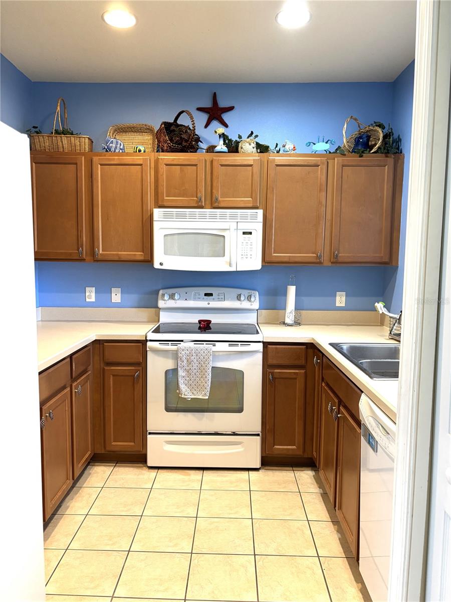 3825 45TH TER W #104, BRADENTON, FL, 34210