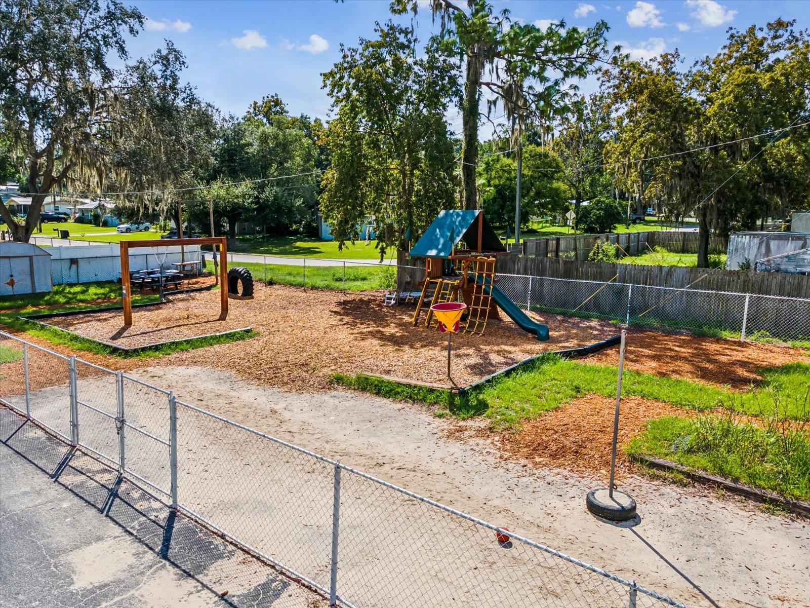 12212 FORT KING RD, DADE CITY, FL, 33525