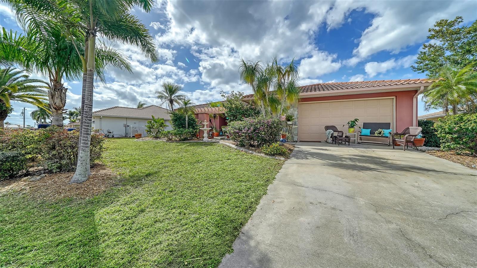 825 VIA TUNIS, PUNTA GORDA, FL, 33950