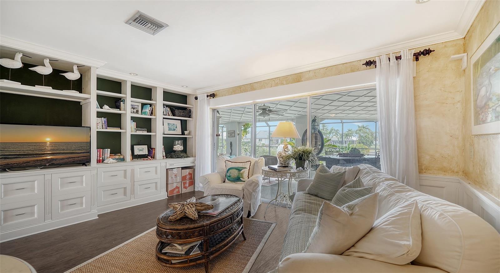 825 VIA TUNIS, PUNTA GORDA, FL, 33950