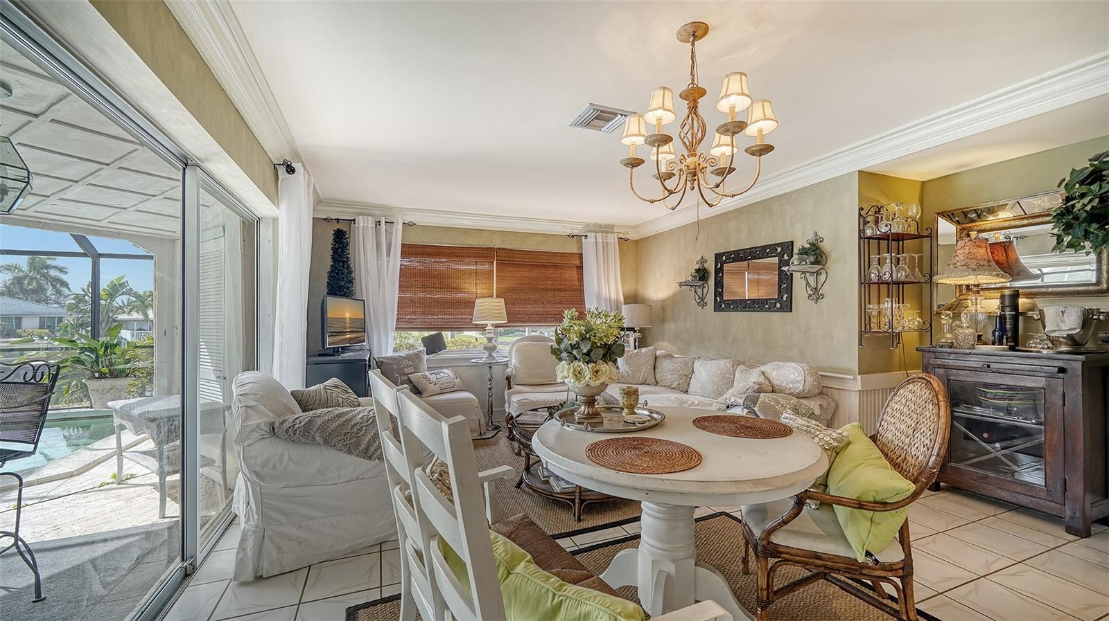 825 VIA TUNIS, PUNTA GORDA, FL, 33950
