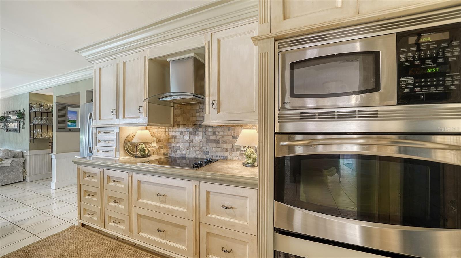 825 VIA TUNIS, PUNTA GORDA, FL, 33950