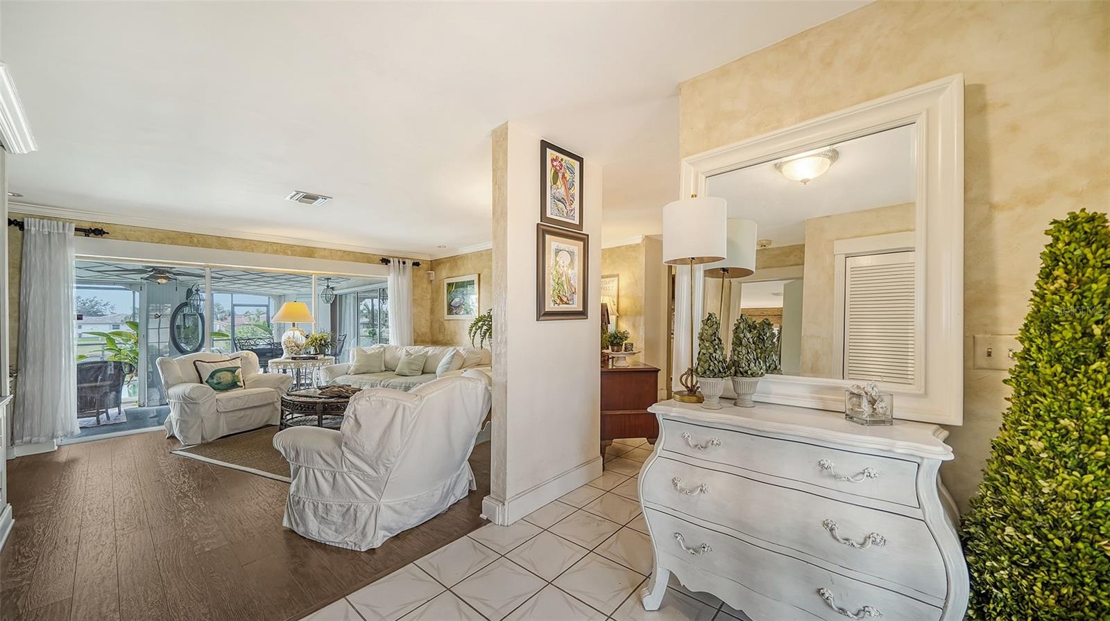 825 VIA TUNIS, PUNTA GORDA, FL, 33950