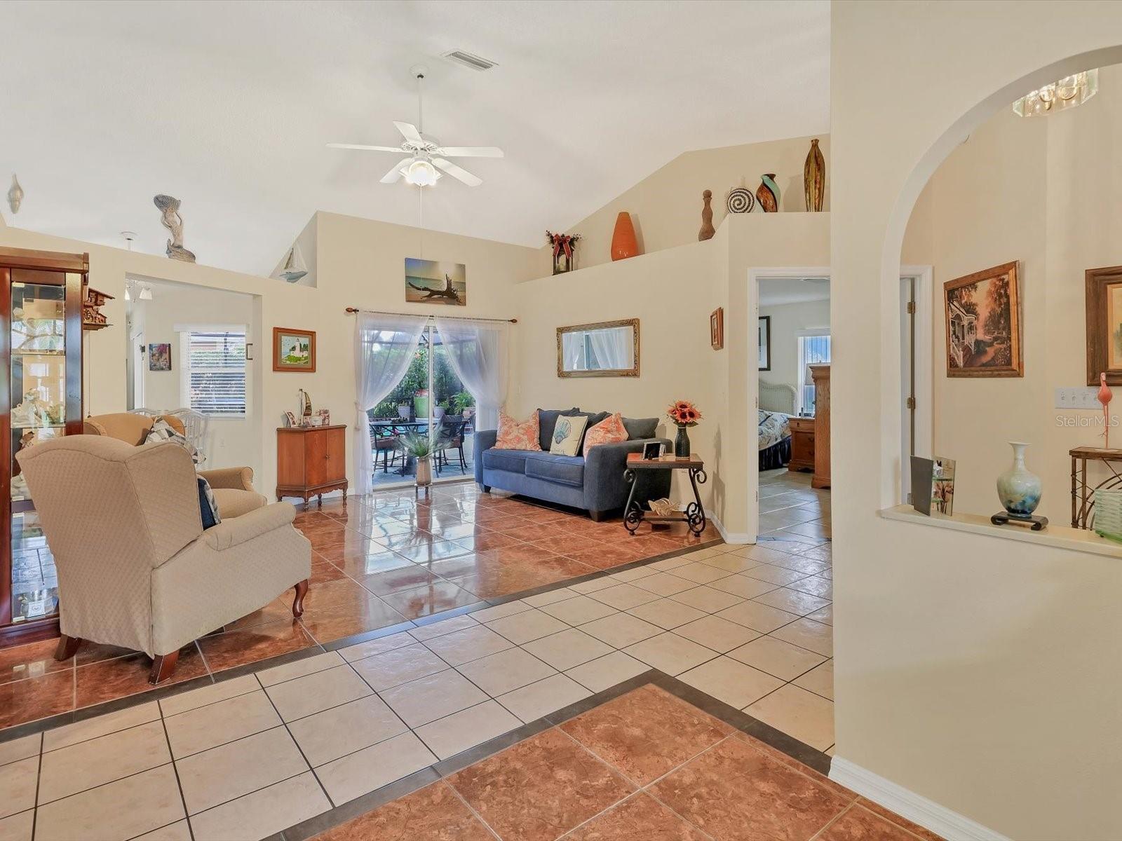 5747 29TH ST E, BRADENTON, FL, 34203