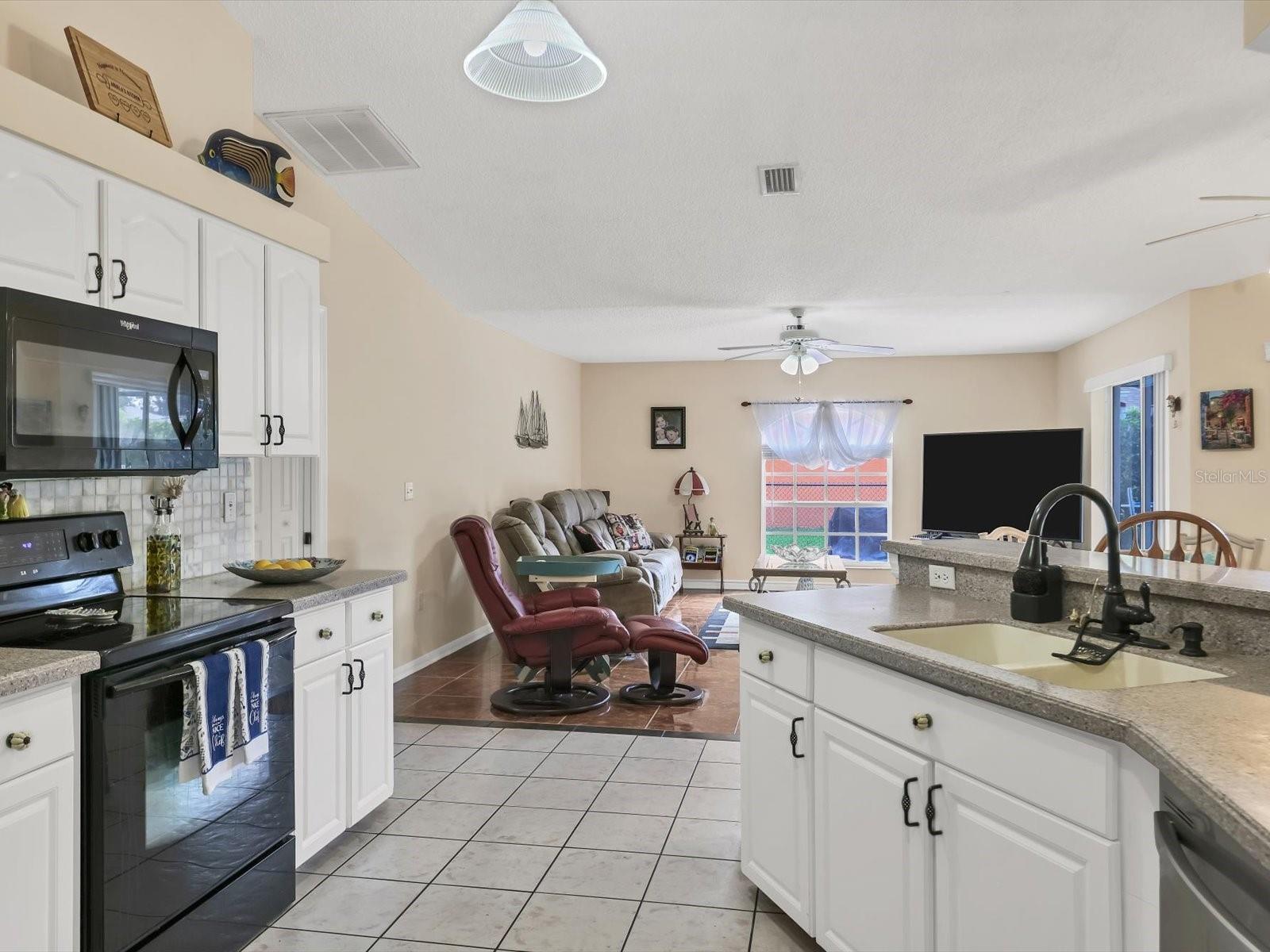 5747 29TH ST E, BRADENTON, FL, 34203
