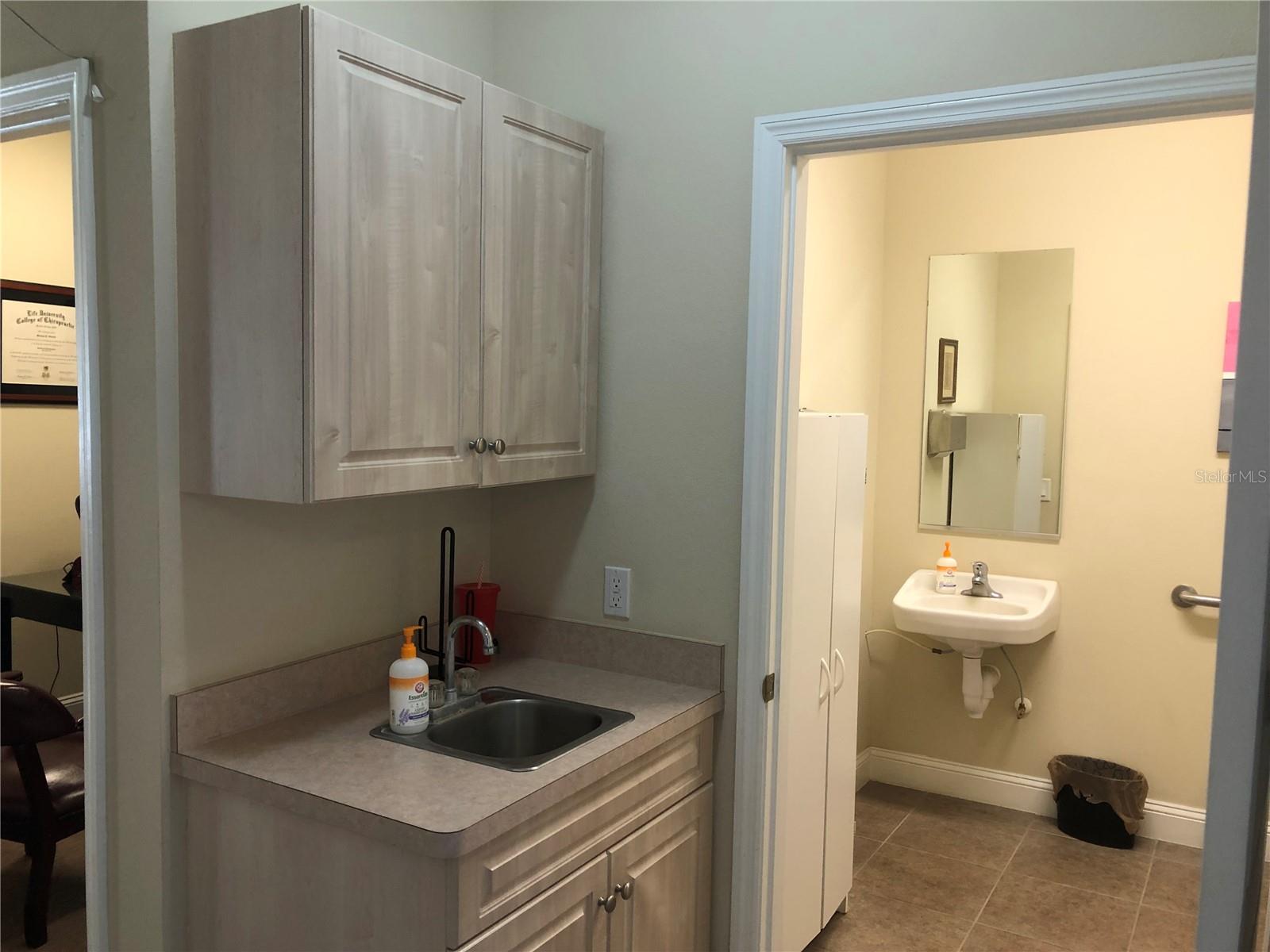 4883 PALM COAST PKWY NW #4, PALM COAST, FL, 32137