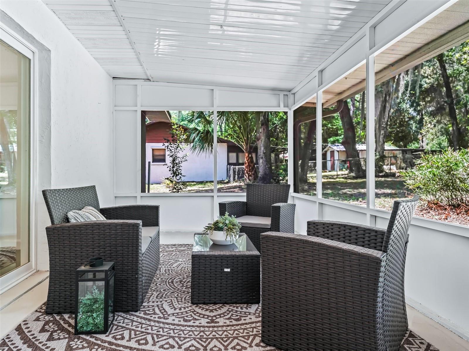 247 W MCCLENDON ST, LADY LAKE, FL, 32159