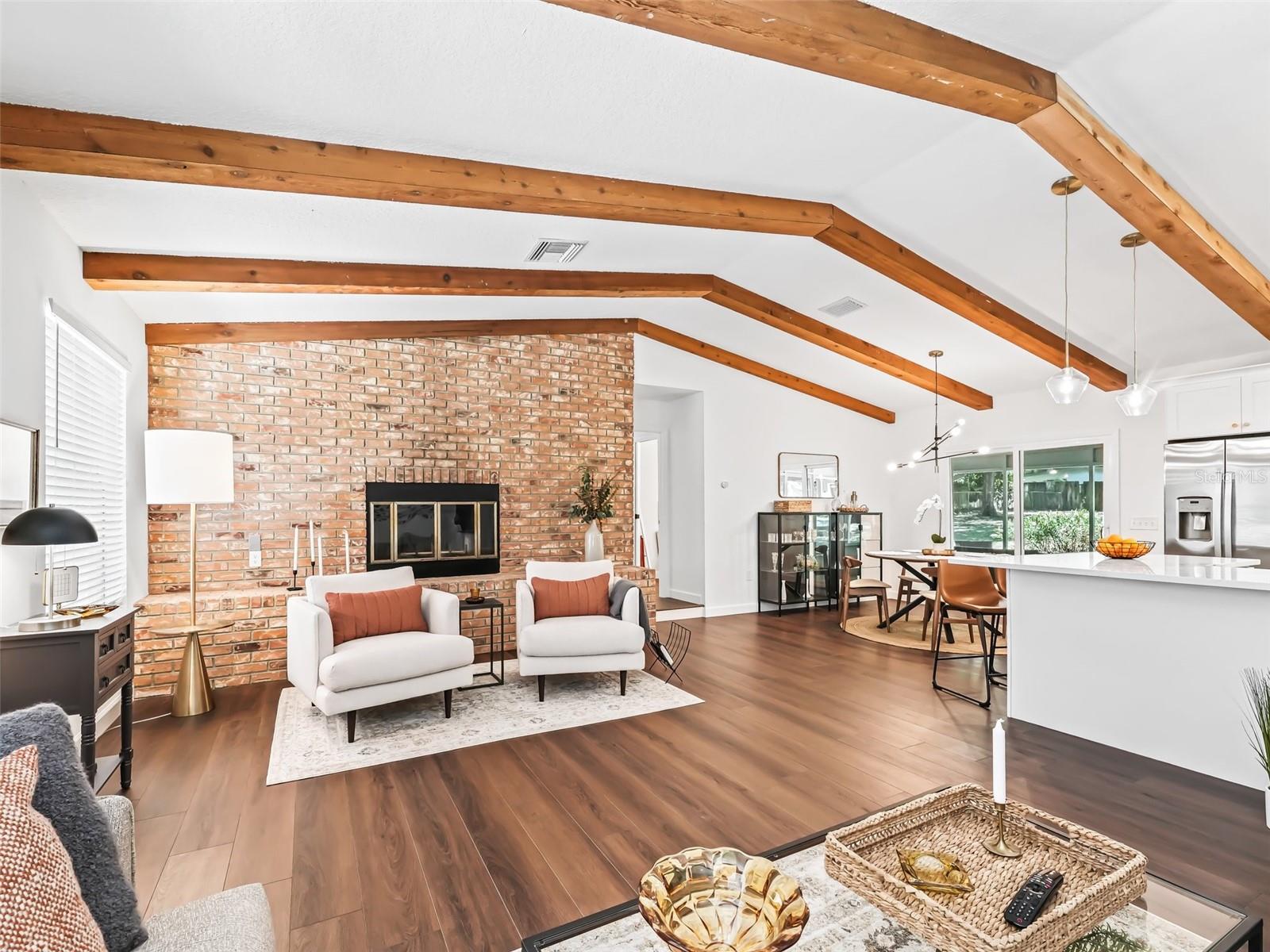 247 W MCCLENDON ST, LADY LAKE, FL, 32159