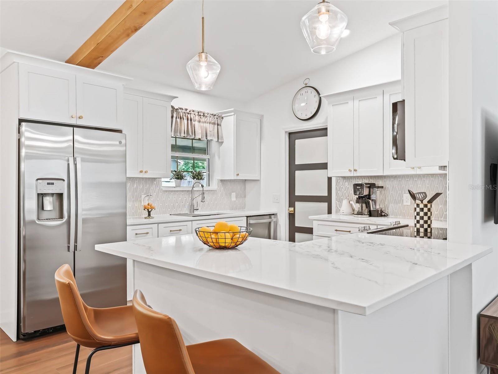 247 W MCCLENDON ST, LADY LAKE, FL, 32159