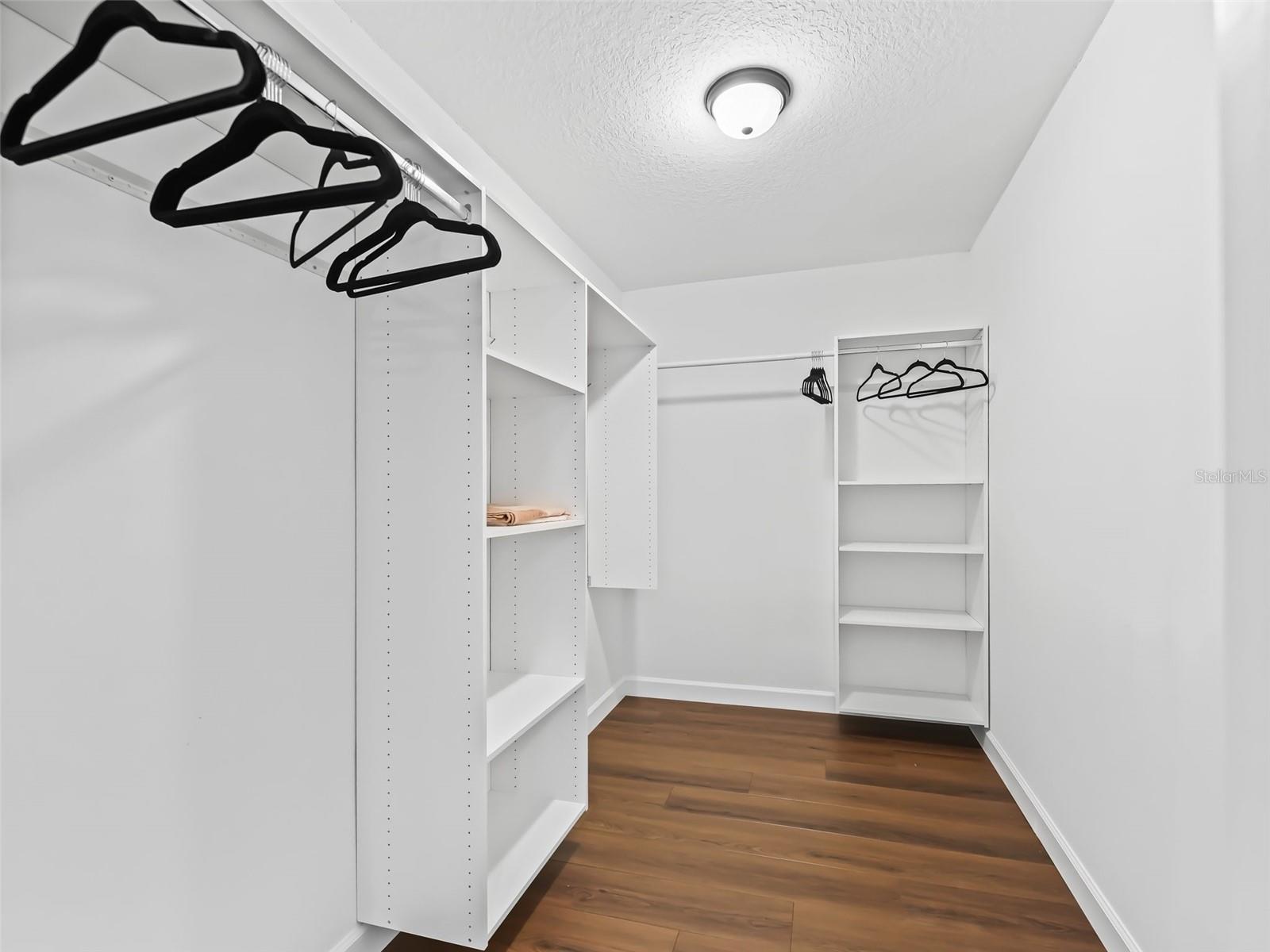 247 W MCCLENDON ST, LADY LAKE, FL, 32159