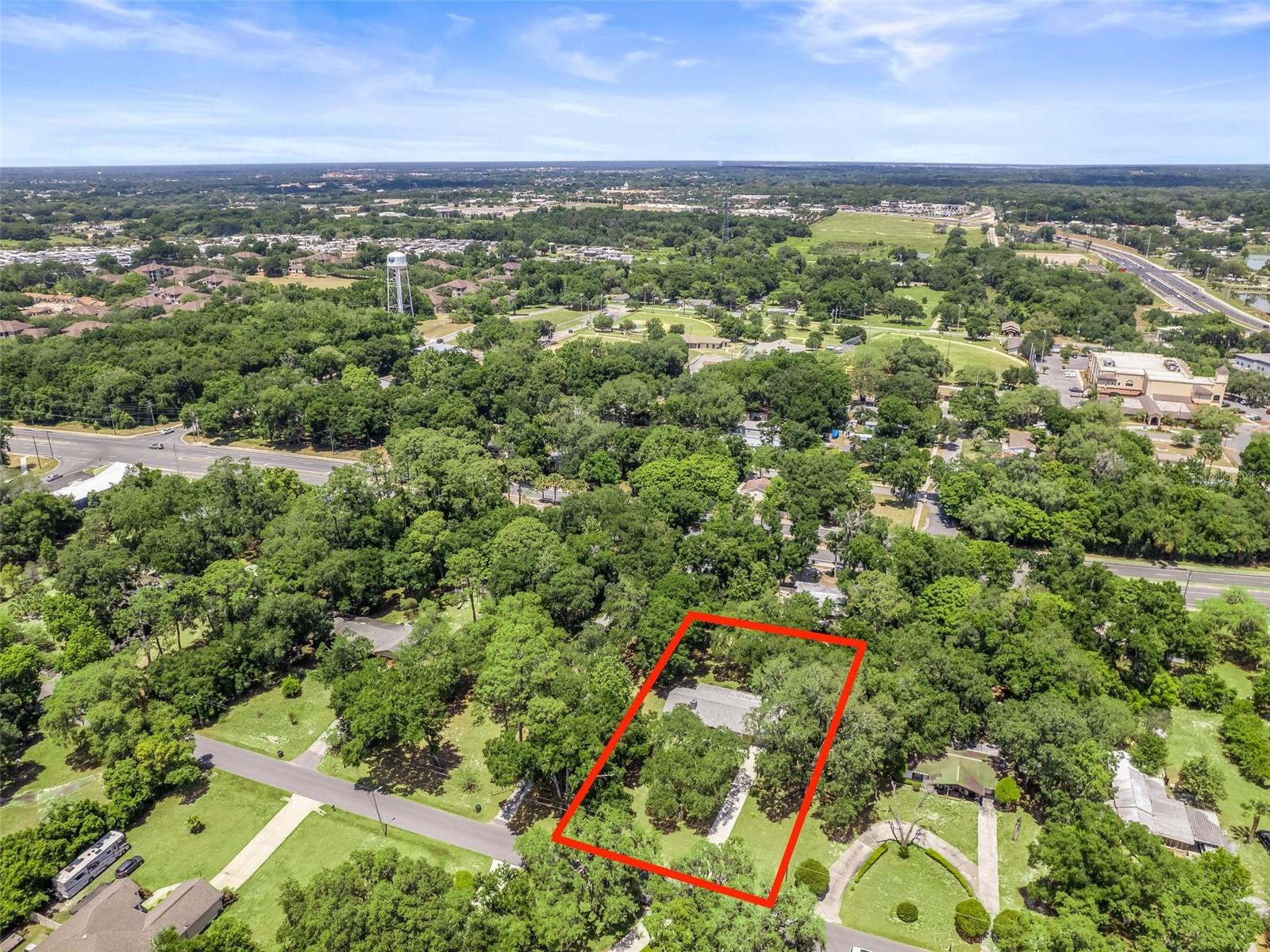 247 W MCCLENDON ST, LADY LAKE, FL, 32159