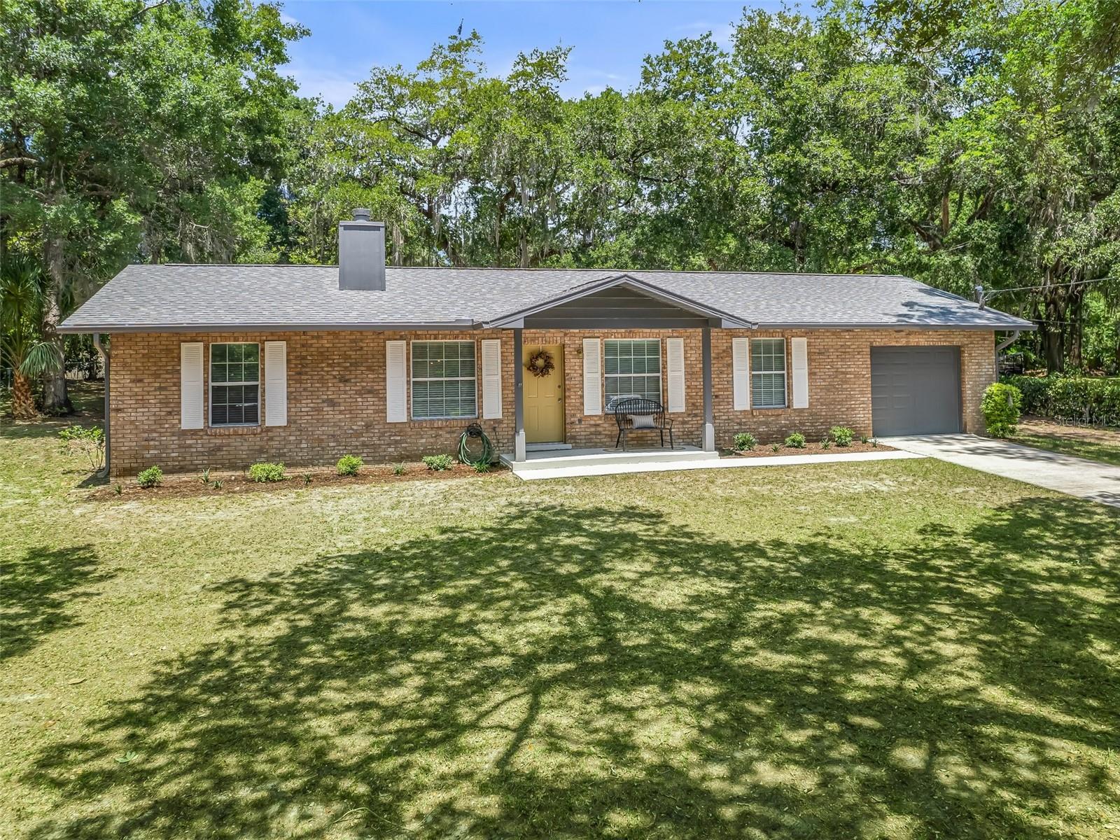 247 W MCCLENDON ST, LADY LAKE, FL, 32159