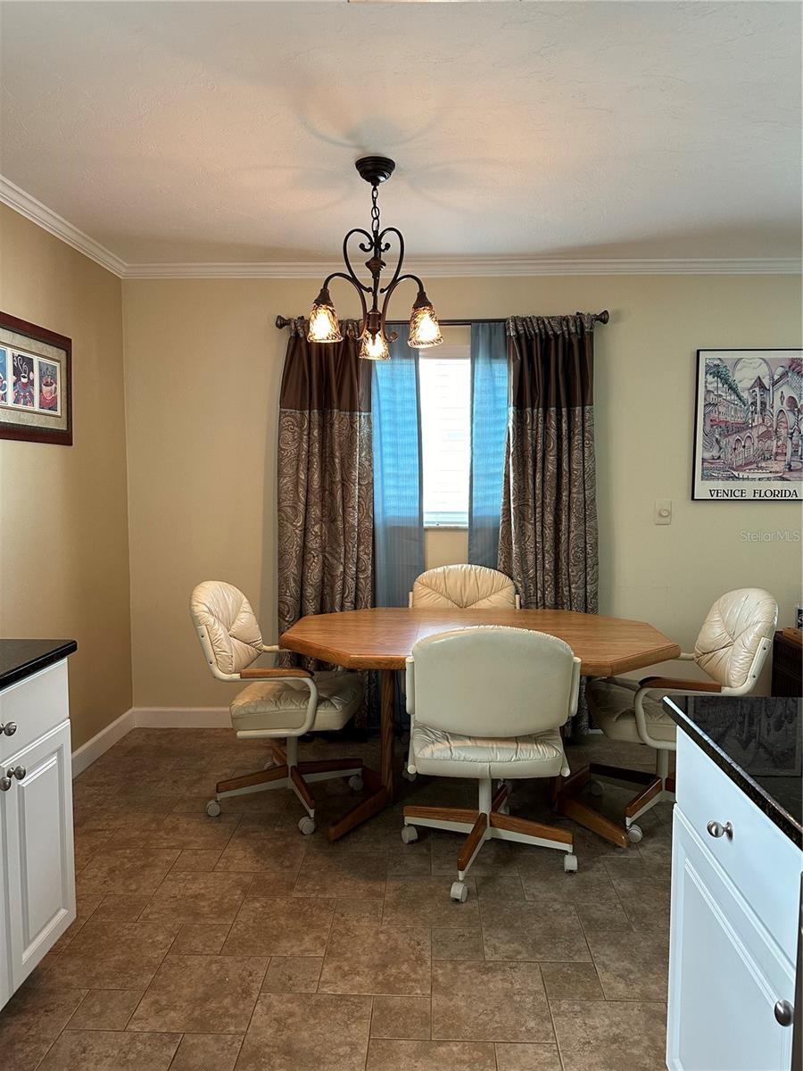829 PINELAND AVE, VENICE, FL, 34285