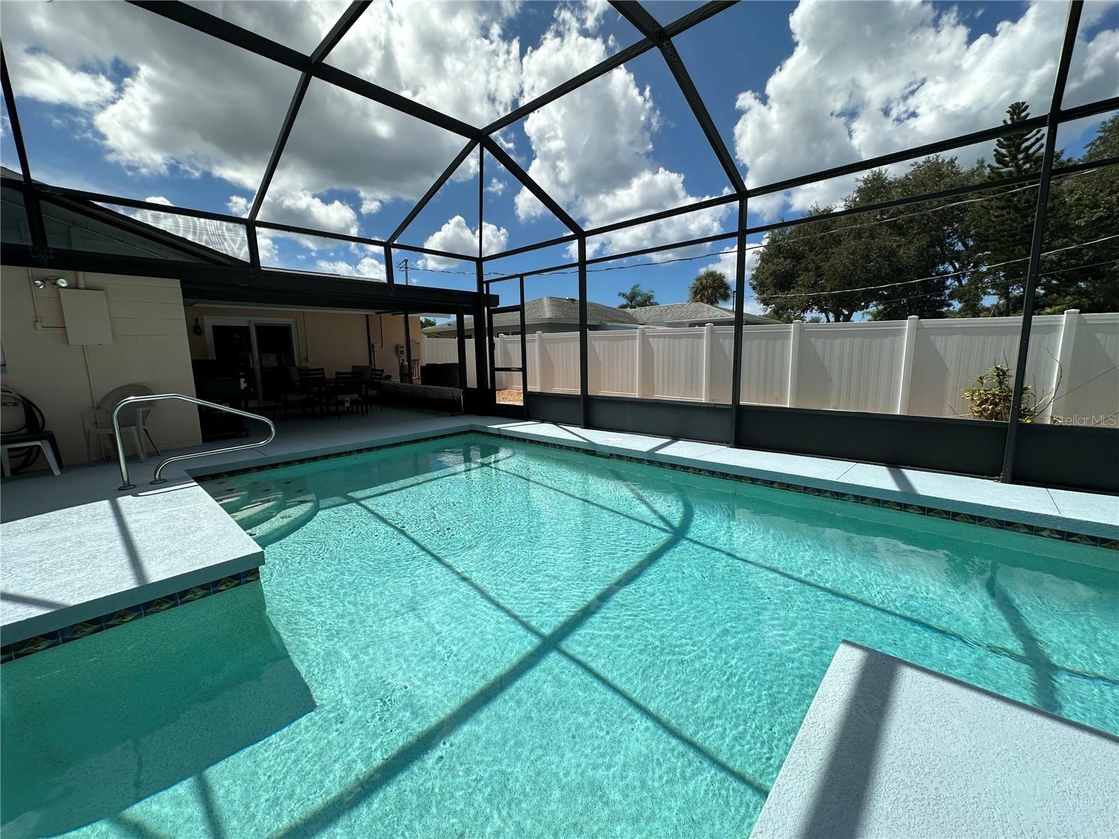 829 PINELAND AVE, VENICE, FL, 34285