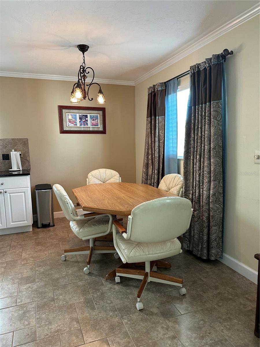 829 PINELAND AVE, VENICE, FL, 34285